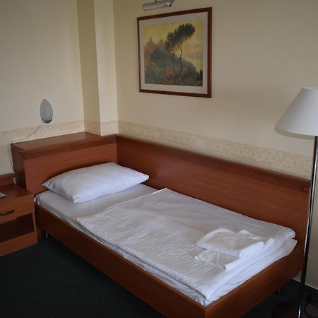 Paprika Panzio Bed & Breakfast Hegyeshalom Exterior foto
