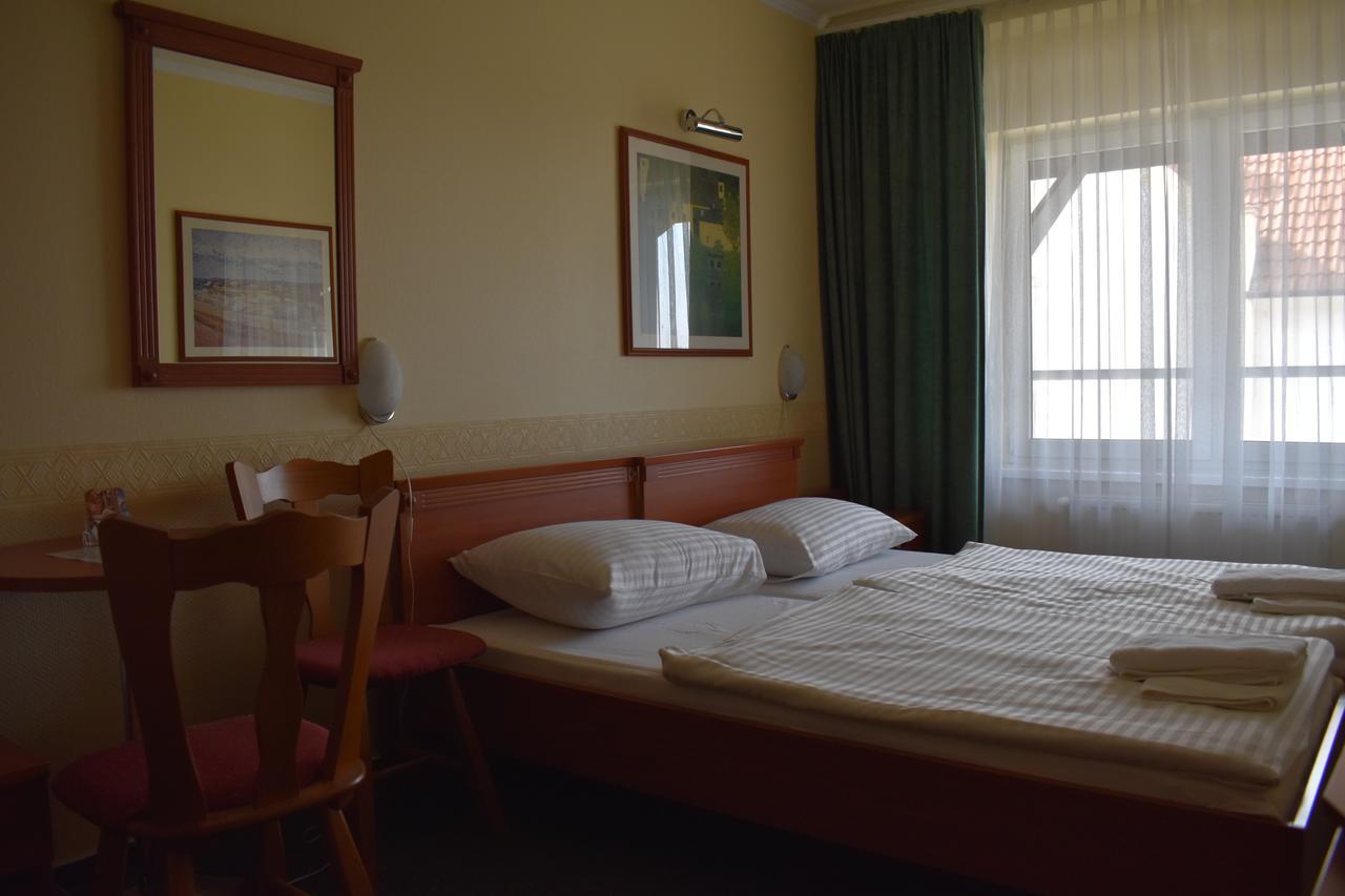 Paprika Panzio Bed & Breakfast Hegyeshalom Exterior foto